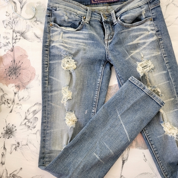 Divine Rights of Denim Lust Low Rise Classic Skinny Distressed Size 26 - Picture 5 of 16